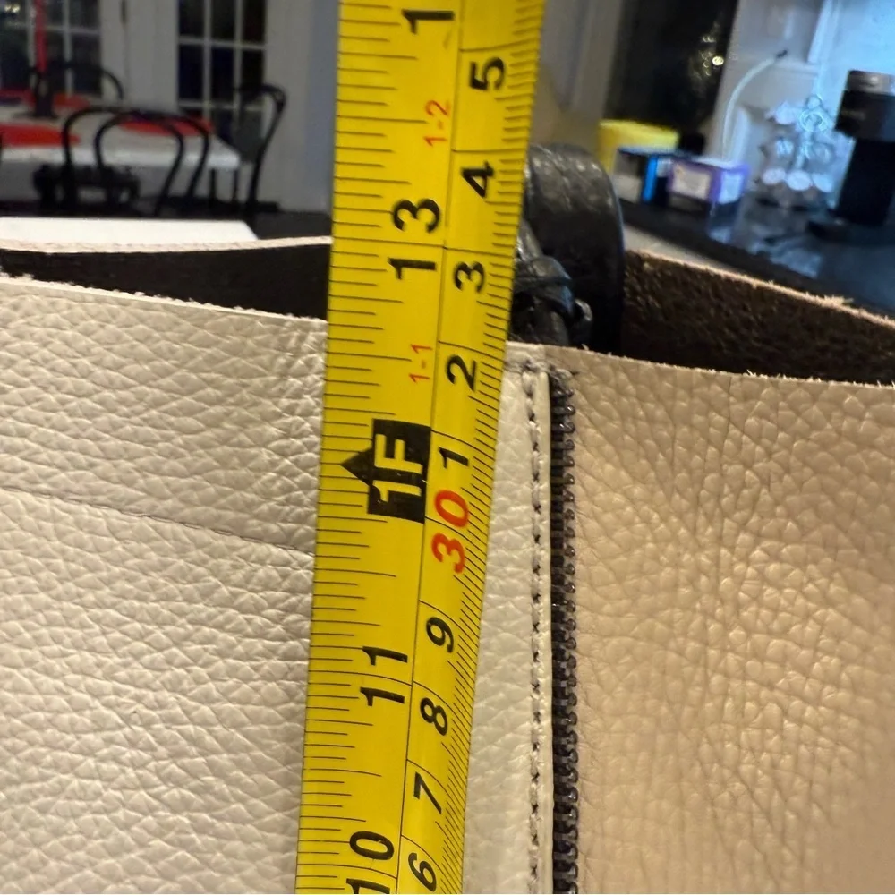 Botkier Tote Bag Soho Color-block Tan, Ivory & Black Pebbled Leather PRISTINE